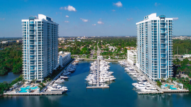 16385 Biscayne Blvd – A Complete Guide to Luxury Living and Real Estate Opportunities